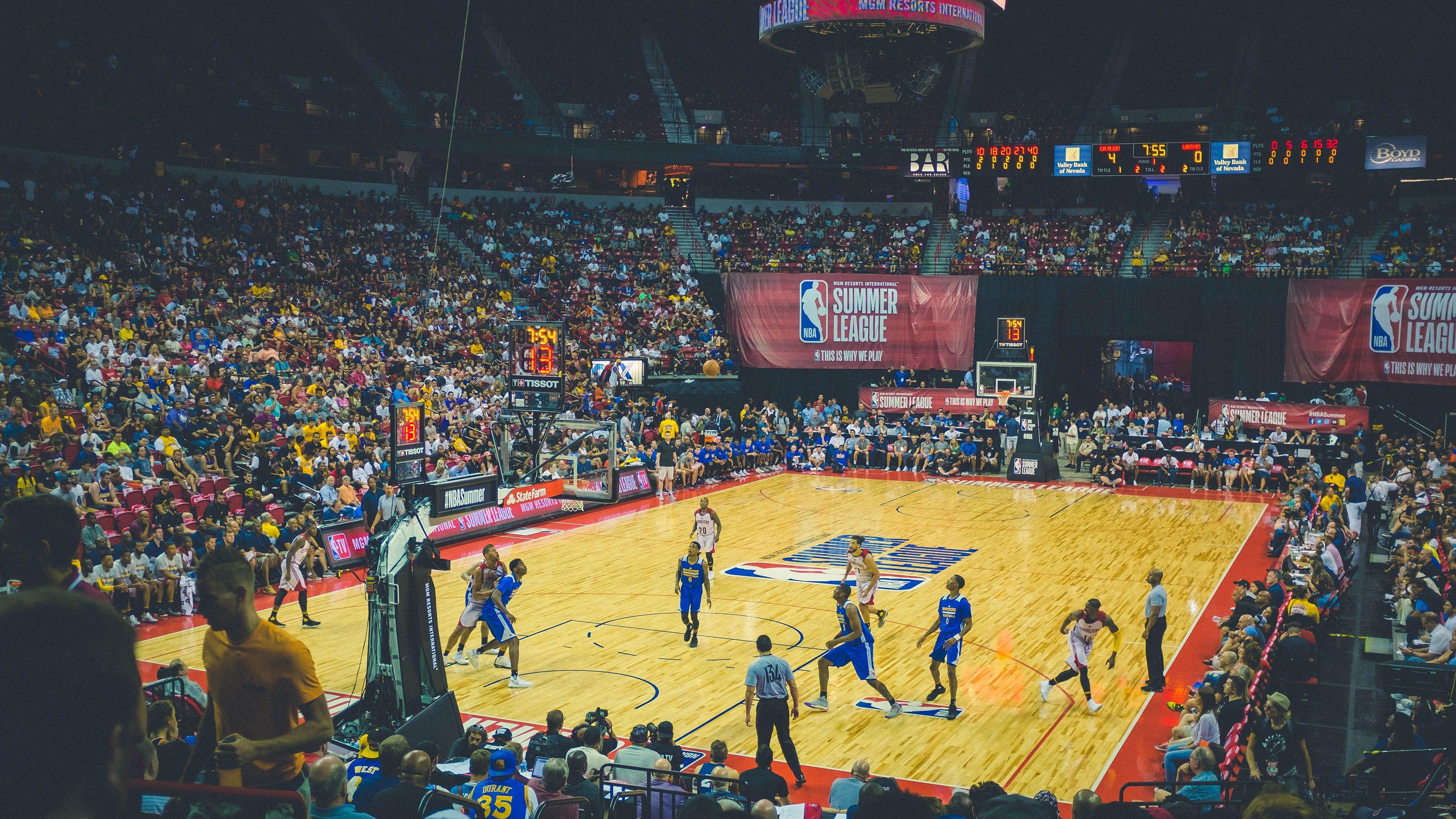 英超争冠格局突变，曼城、阿森纳、利物浦上演三国杀