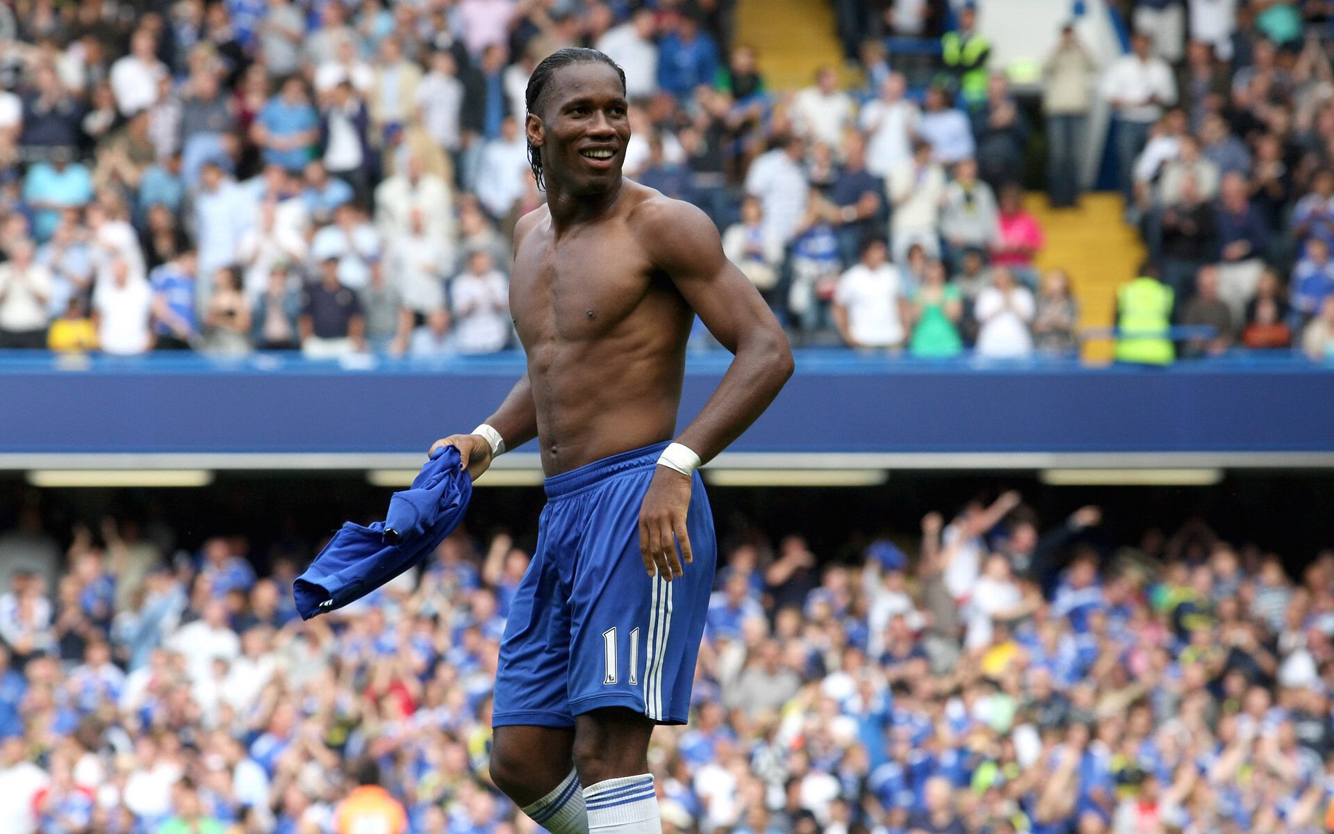 中国速度滑冰队世锦赛再创佳绩 小将张磊突破个人最佳